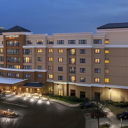 Courtyard By Marriott Newark Elizabeth Hotell Exteriör bild