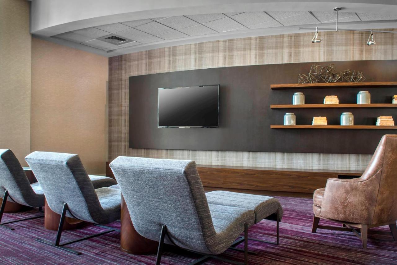 Courtyard By Marriott Newark Elizabeth Hotell Exteriör bild