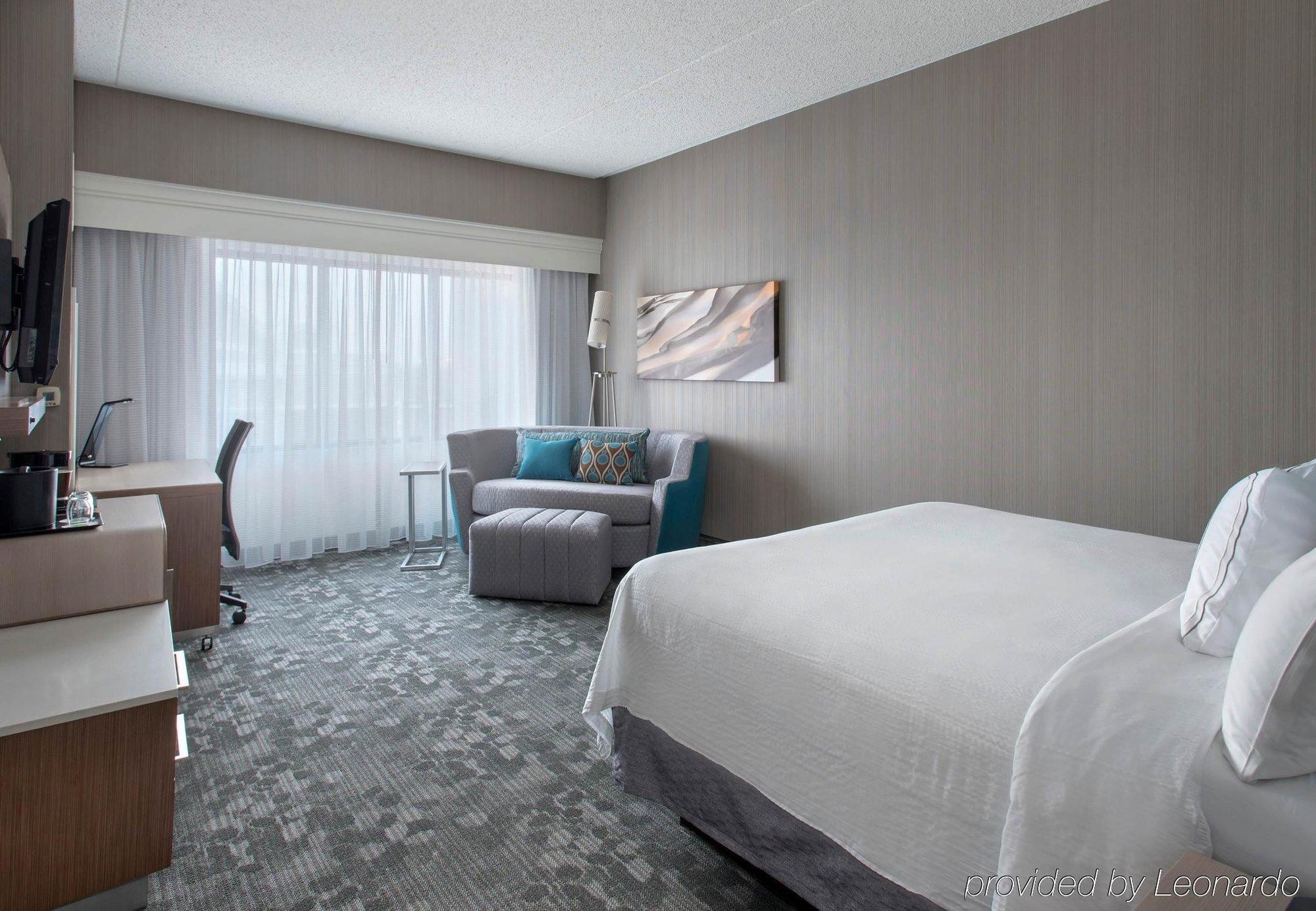 Courtyard By Marriott Newark Elizabeth Hotell Exteriör bild