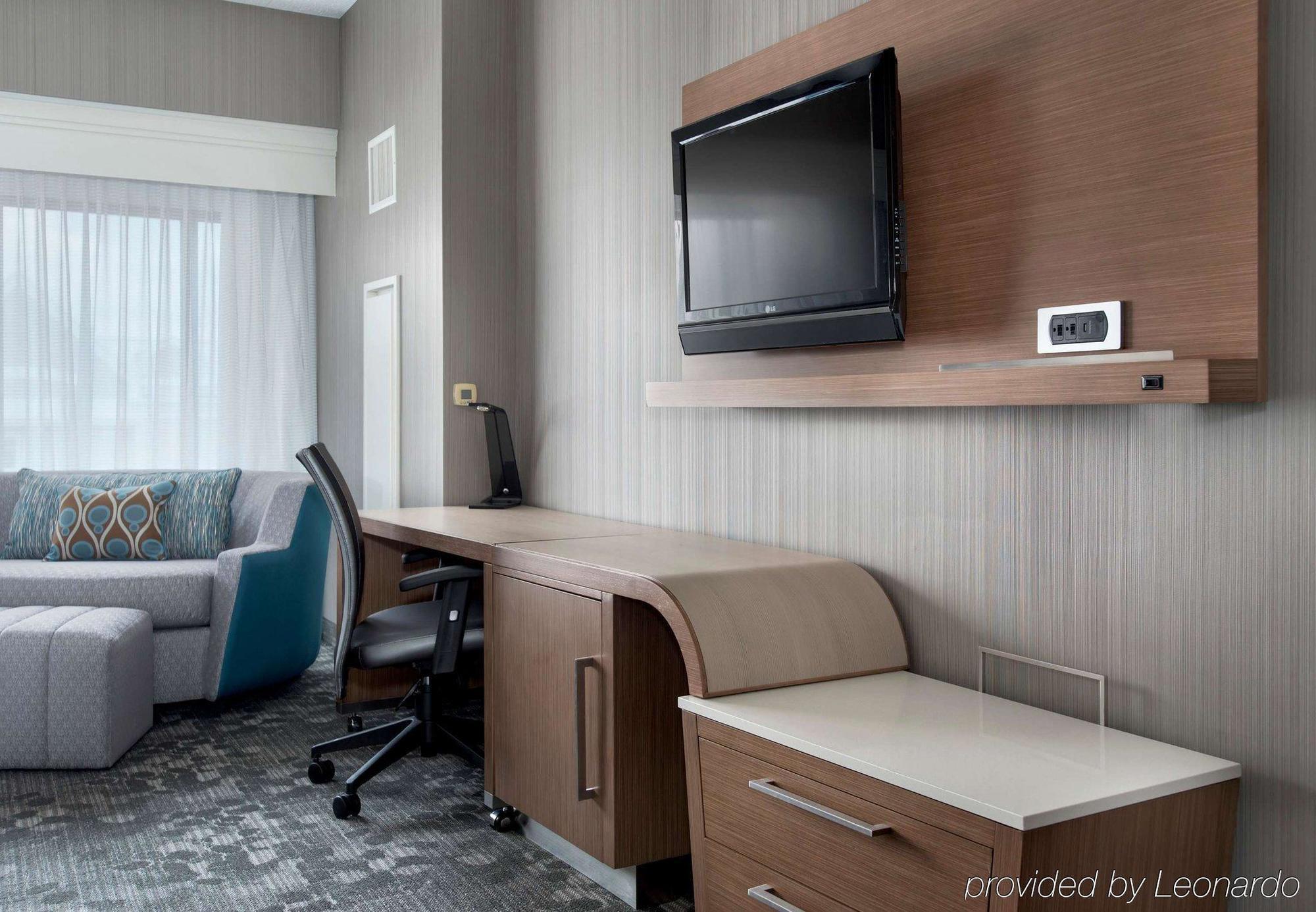 Courtyard By Marriott Newark Elizabeth Hotell Exteriör bild